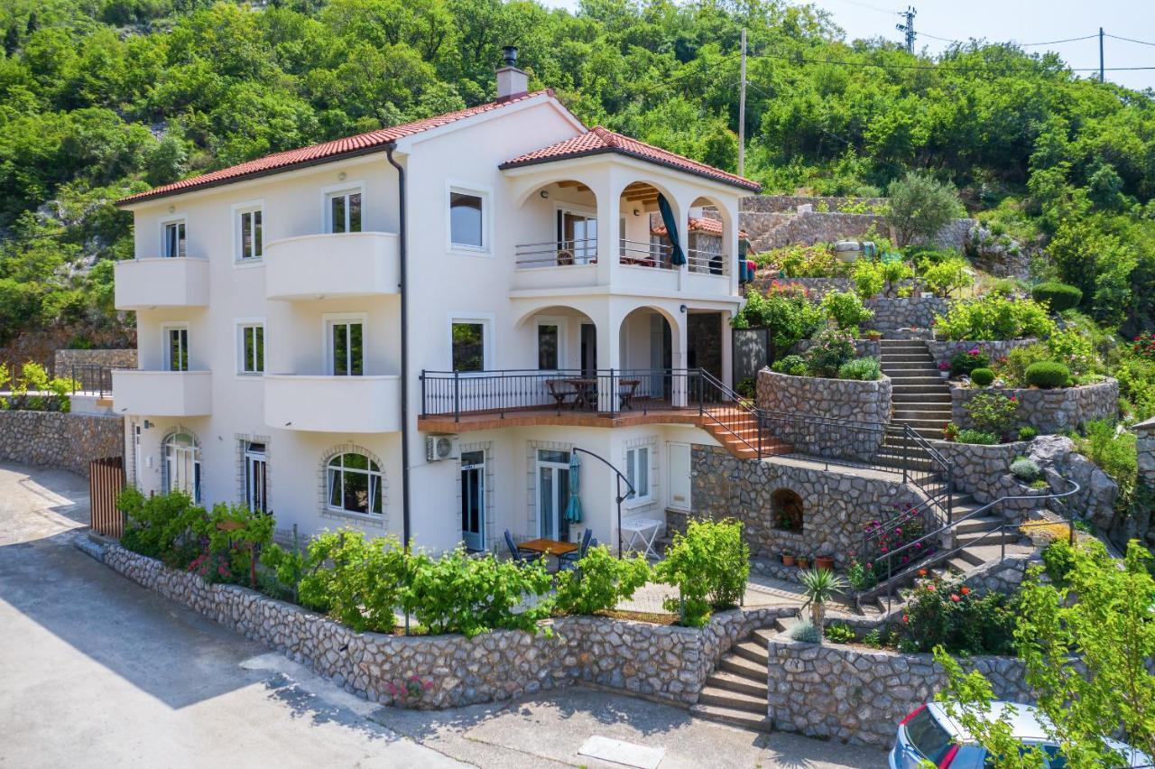 Dora Apartment Senj  Bagian luar foto